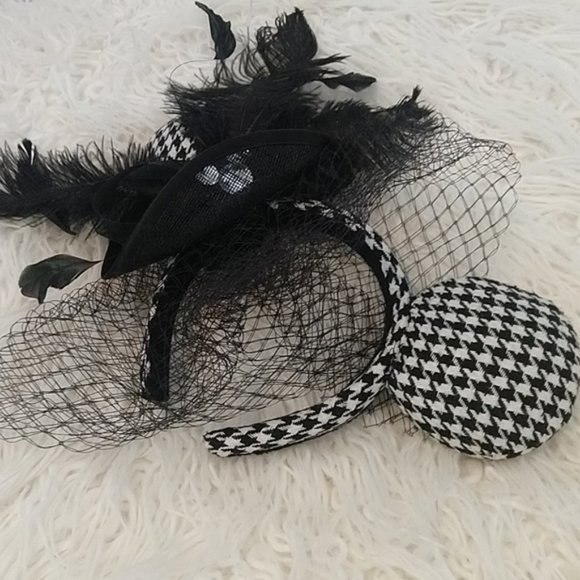 RARE Authentic Disney Minnie Mouse Ears Headband - Picture 3 of 5